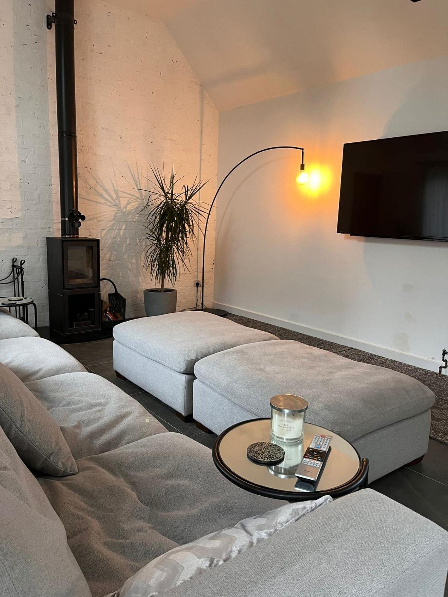 Apartment Oak Barn-ideal For Nec,hs2,bhx,family Gatherings