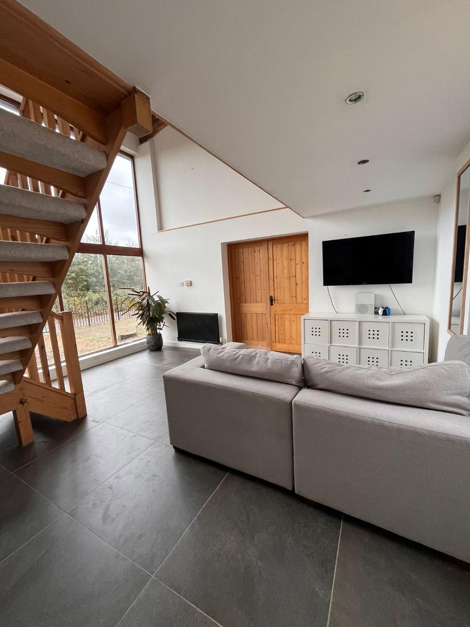 Apartment Oak Barn-ideal For Nec,hs2,bhx,family Gatherings Birmingham